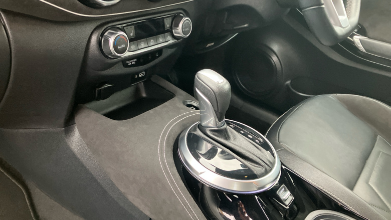 Nissan Juke 1.6 Hybrid Tekna+ 5dr Auto Hybrid Hatchback